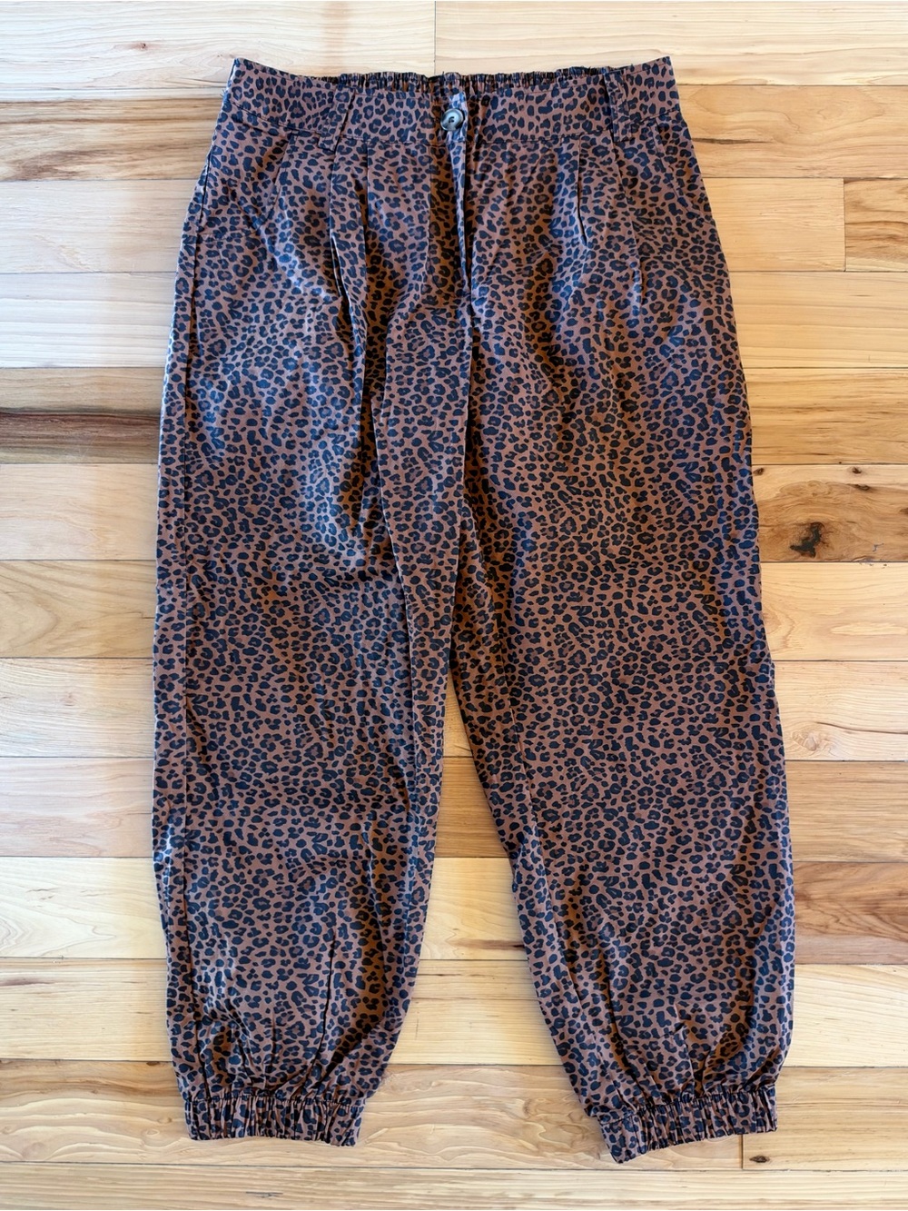 New Halara joggers size medium
